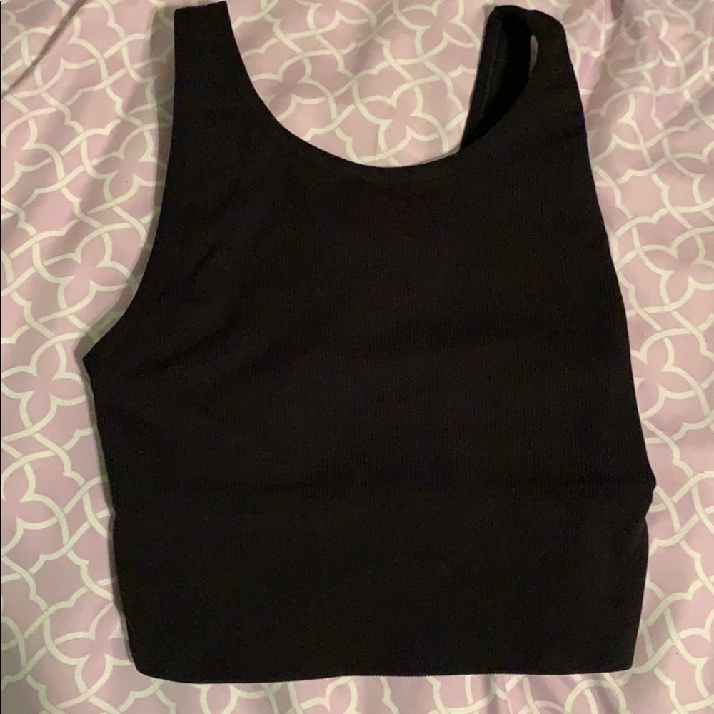 EUC Victoria’s Sport Crop Top